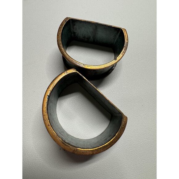 Vintage Brass Copper Napkin Rings Etched Figures Set 2 Aztec Motif Patina Decor - Picture 7 of 9